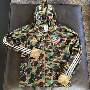 Rare and authentic, Size M